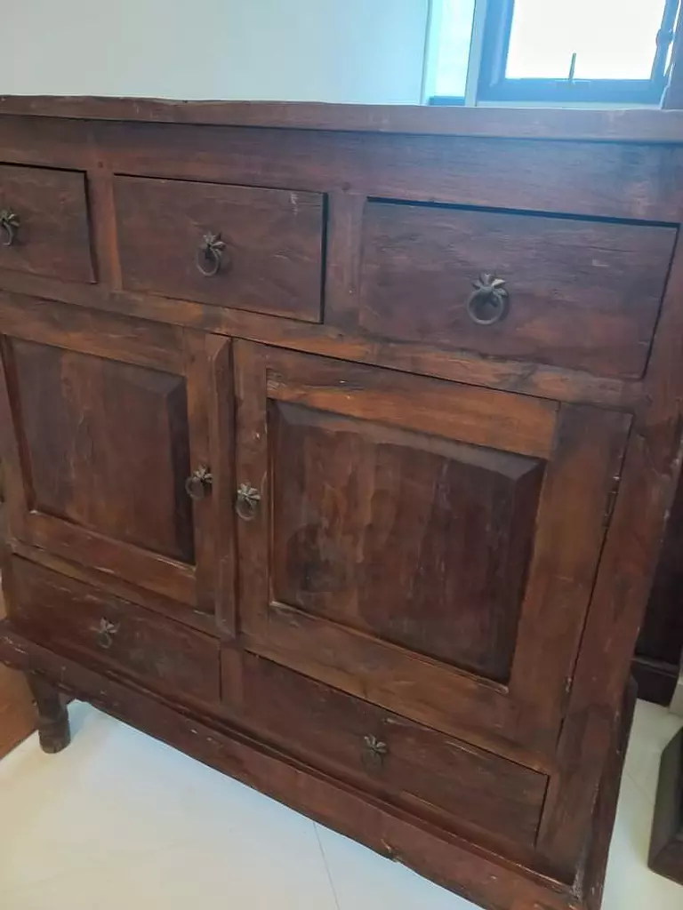 Antique Natural Wood Drawer Chest