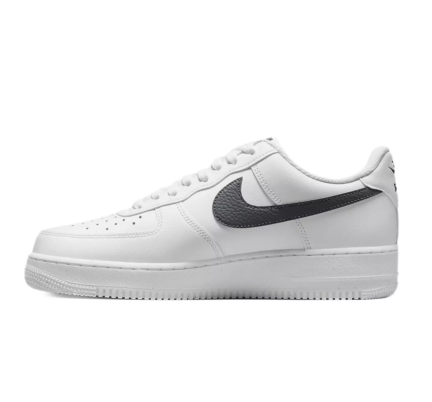 Air Force 1 '07 'Spray Paint Swoosh' 1