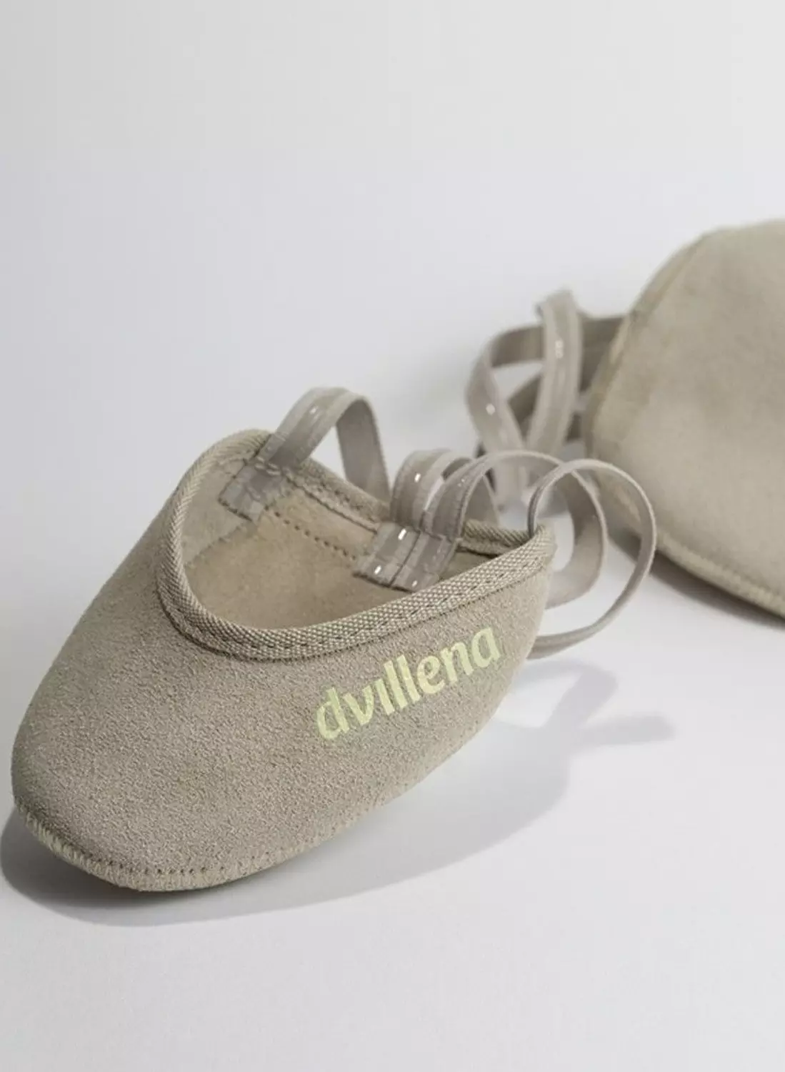 Dvillena - Serraje toe-shoe 1