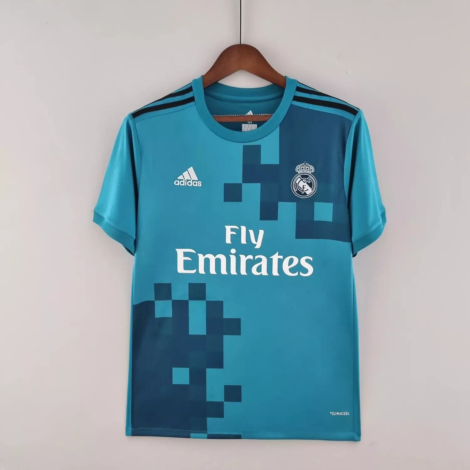 REAL MADRID 17/18 - CLASSIC hover image