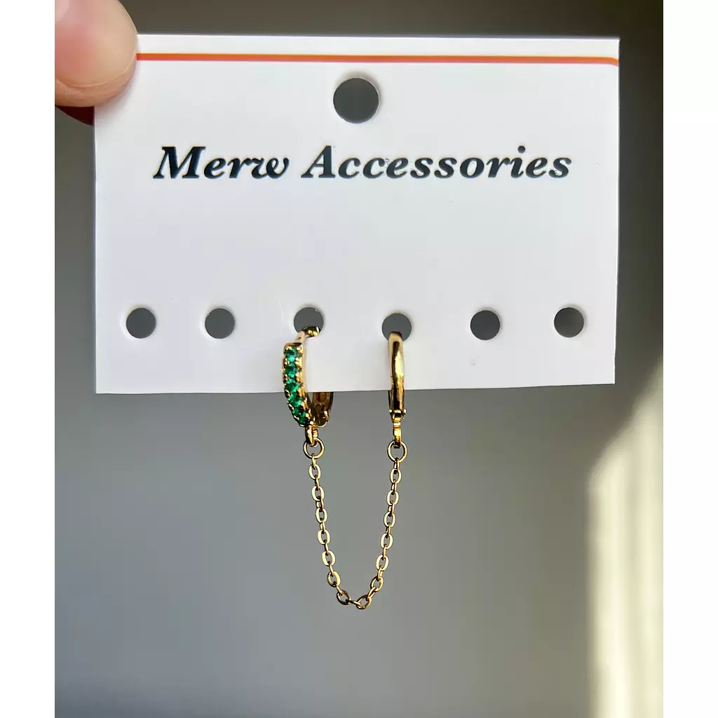 Green stones connect earring 