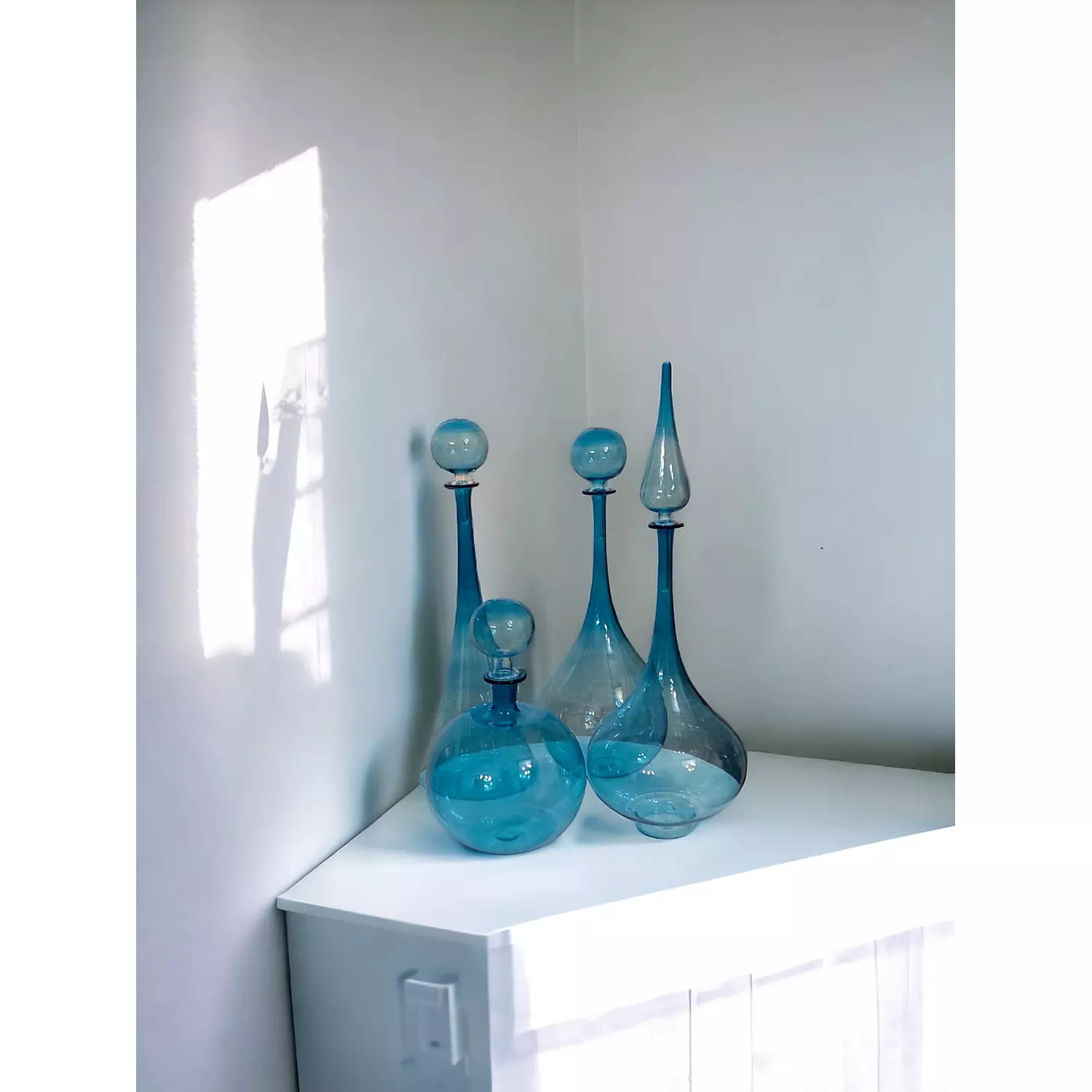 Light blue pyrex set hover image