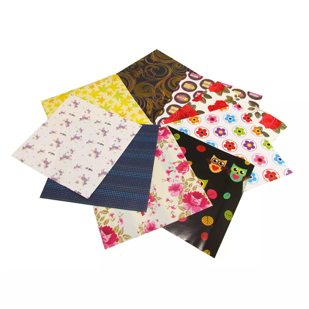 Packet of 50 printed origami papers 