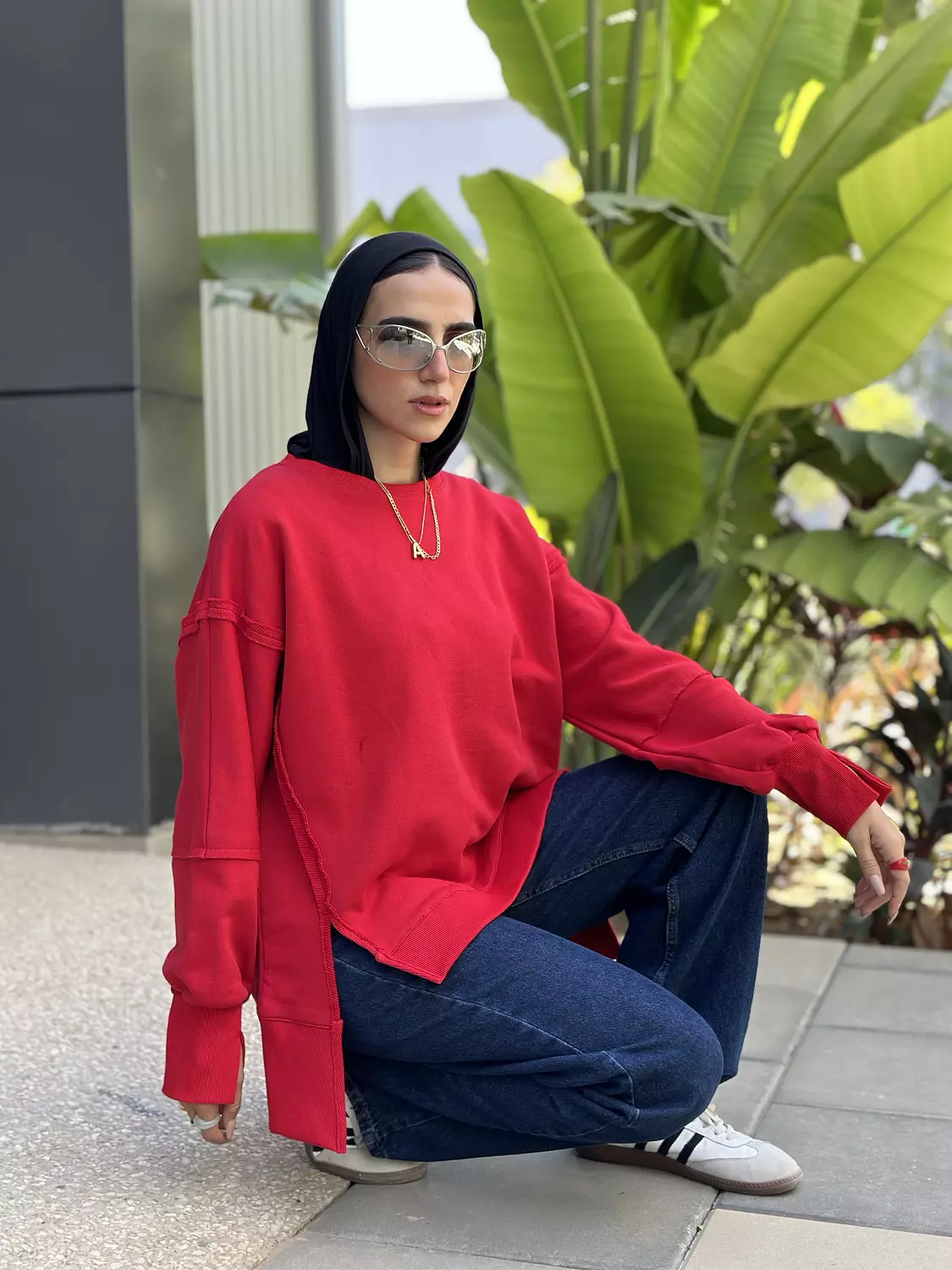 COZY SWEETSHIRT IN CRIMSON RED 4