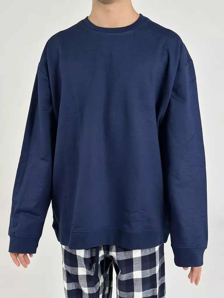 Navy Blue Warm Sweatshirt