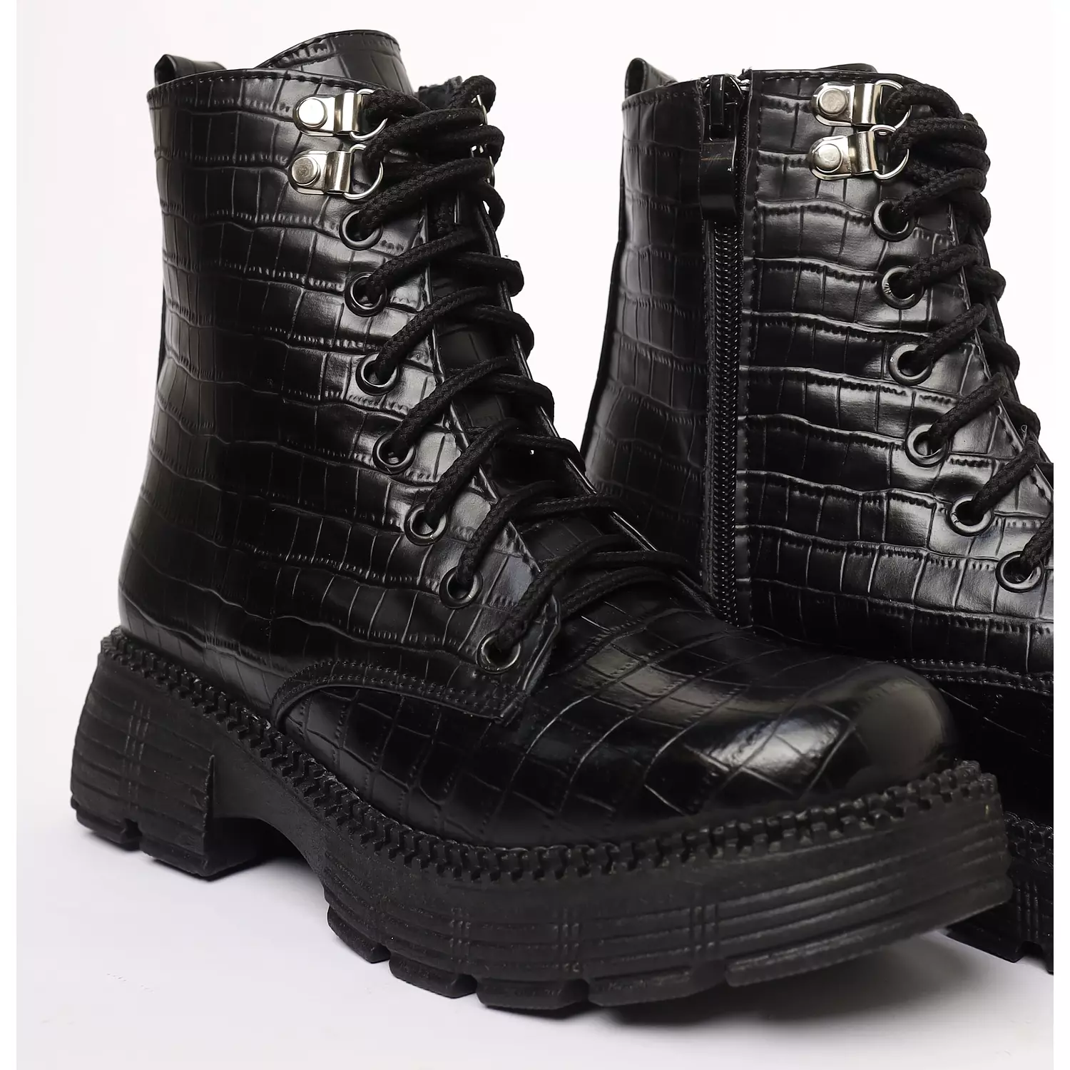  BLACK Crocodile FAME Boots  3