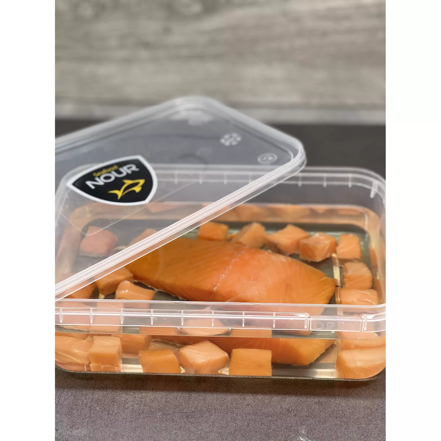 Premium Smoked Norwegian Salmon Whole Fillet 200g 1 Piece in Oil hover image