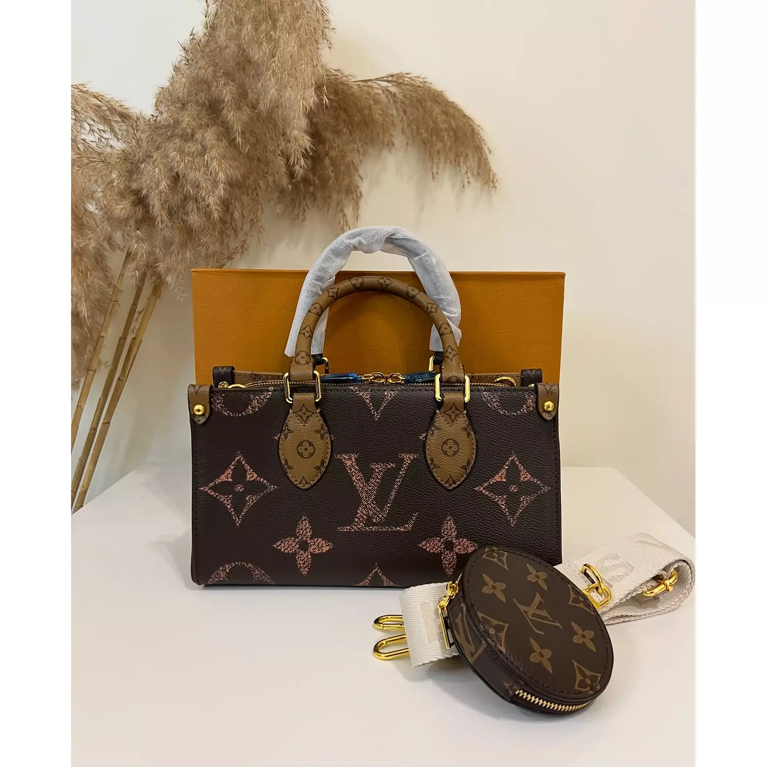 Lv bag hover image