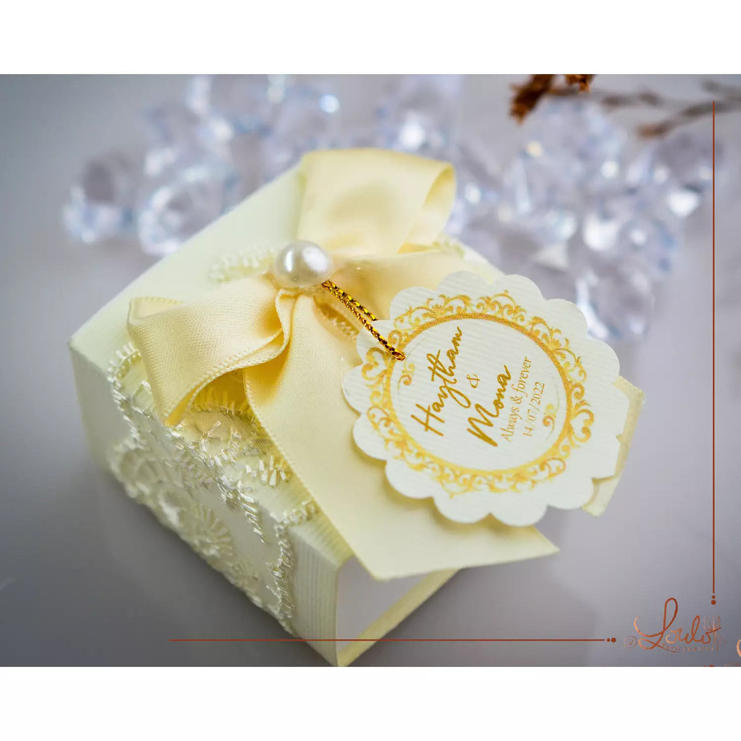 Wedding (Katbkitab) Lace Box (Off-white Shades) 2