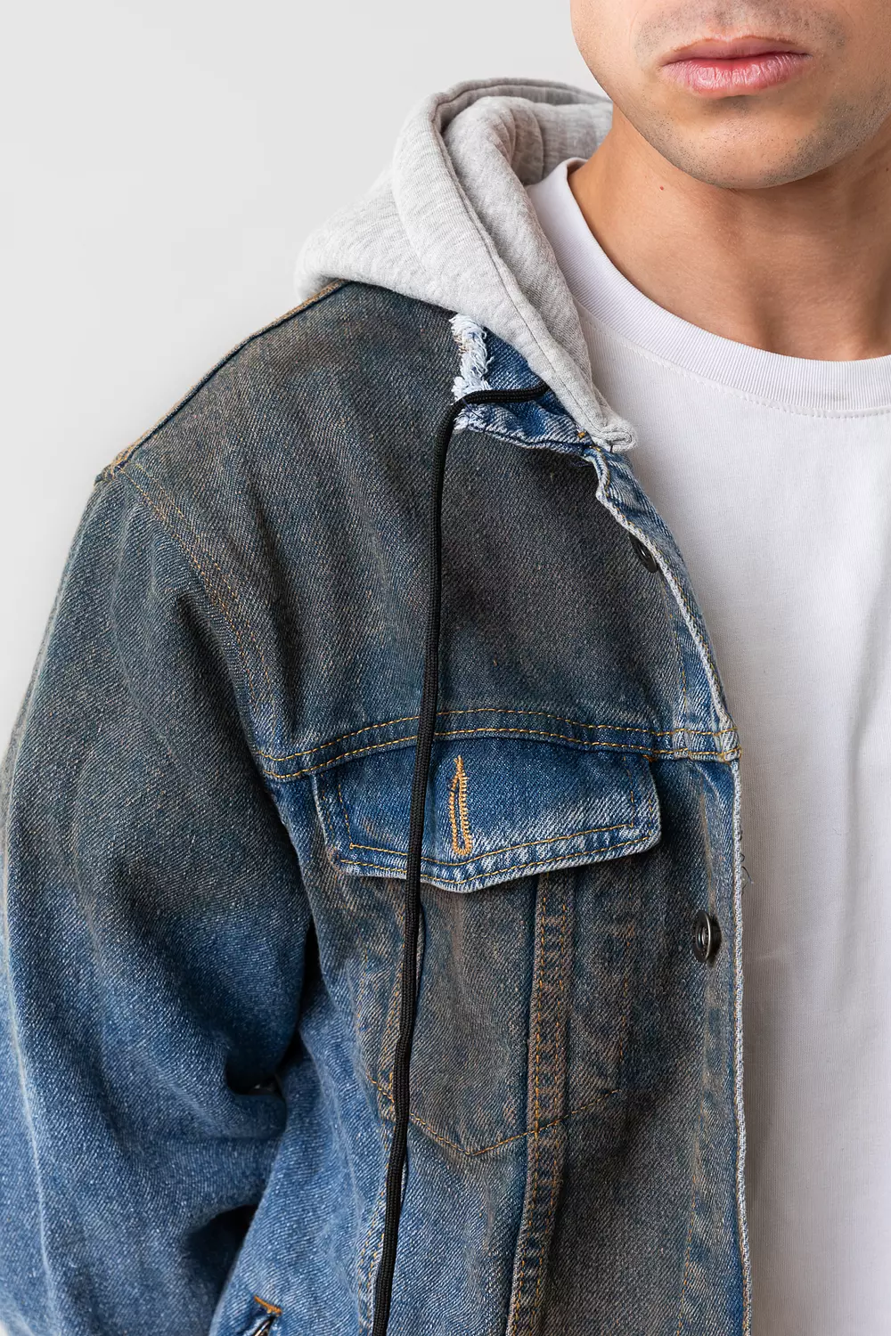 DENIM JACKET WITH JERSEY SLEEVES COVERED WITH A DENIM LAYER-2nd-img