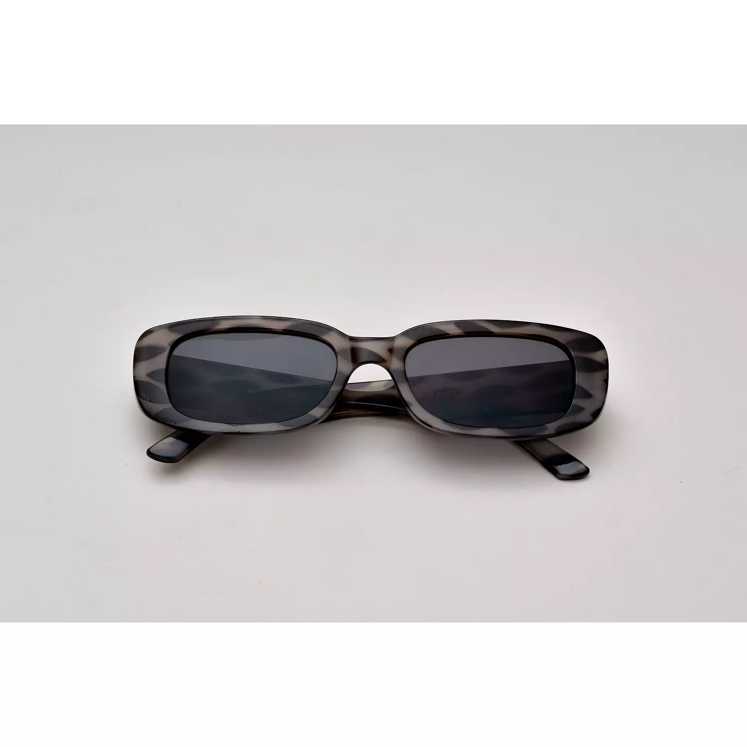 basic sunglasses hover image