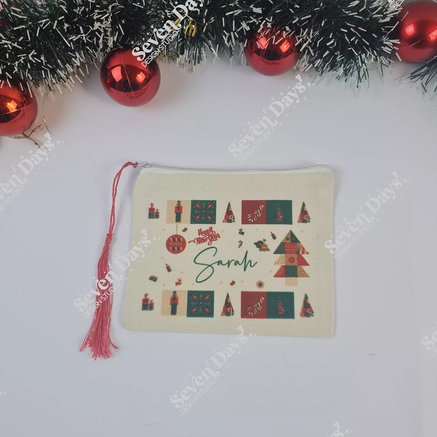 Elegants Red and Green Christmas Gift Box 2