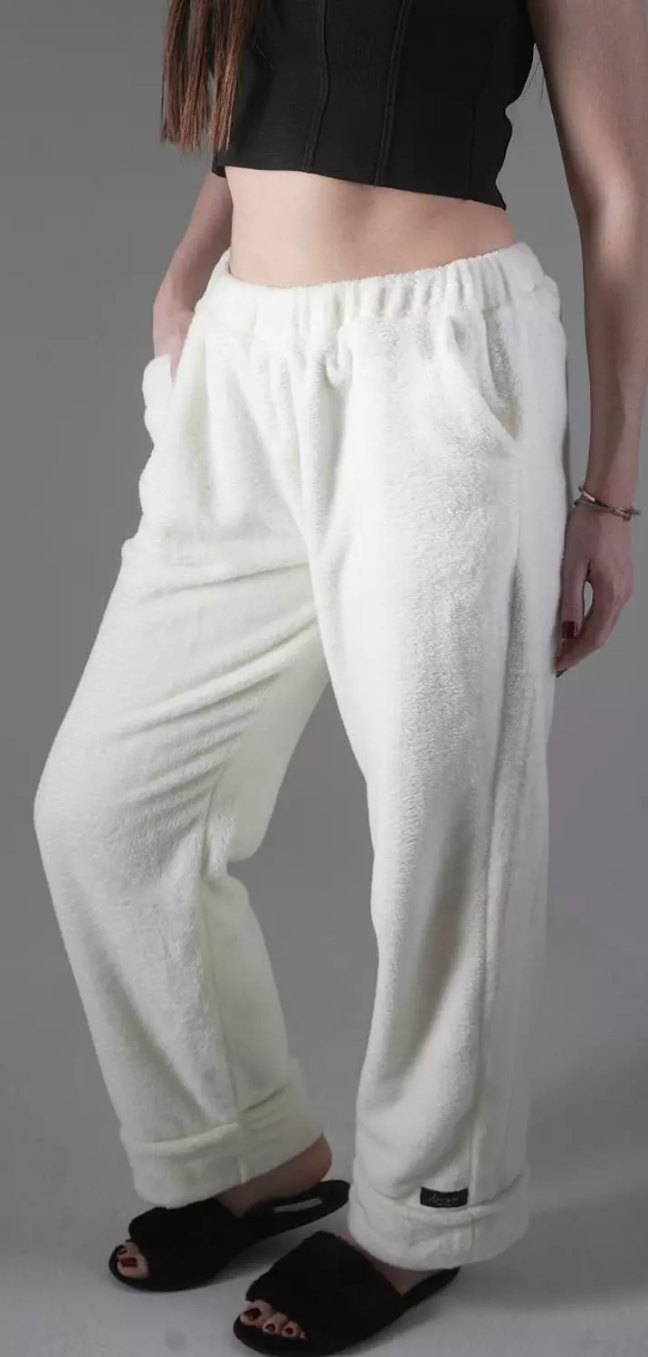 Relaxed Fluffy Off White Pants 3