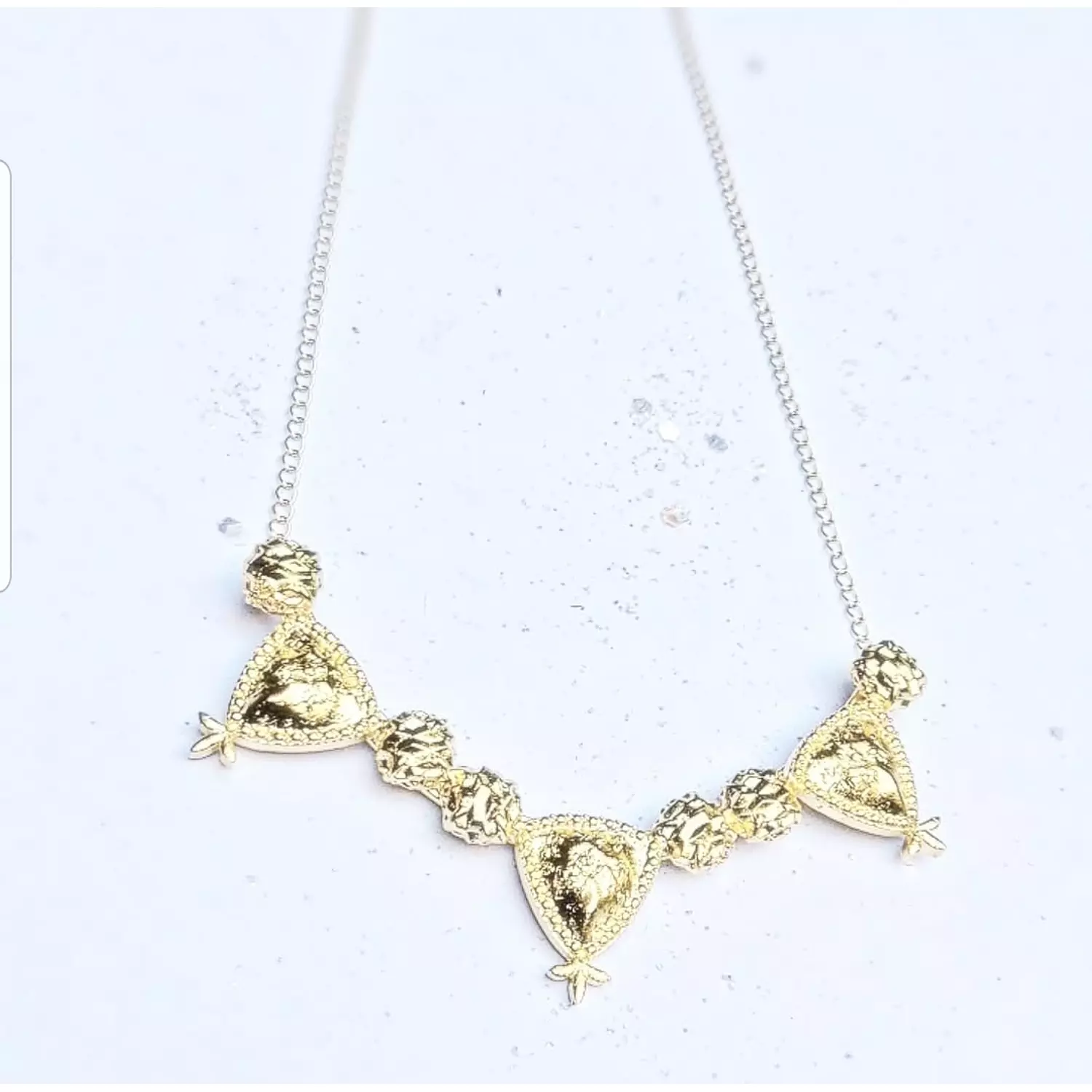 swirl chain collier hover image