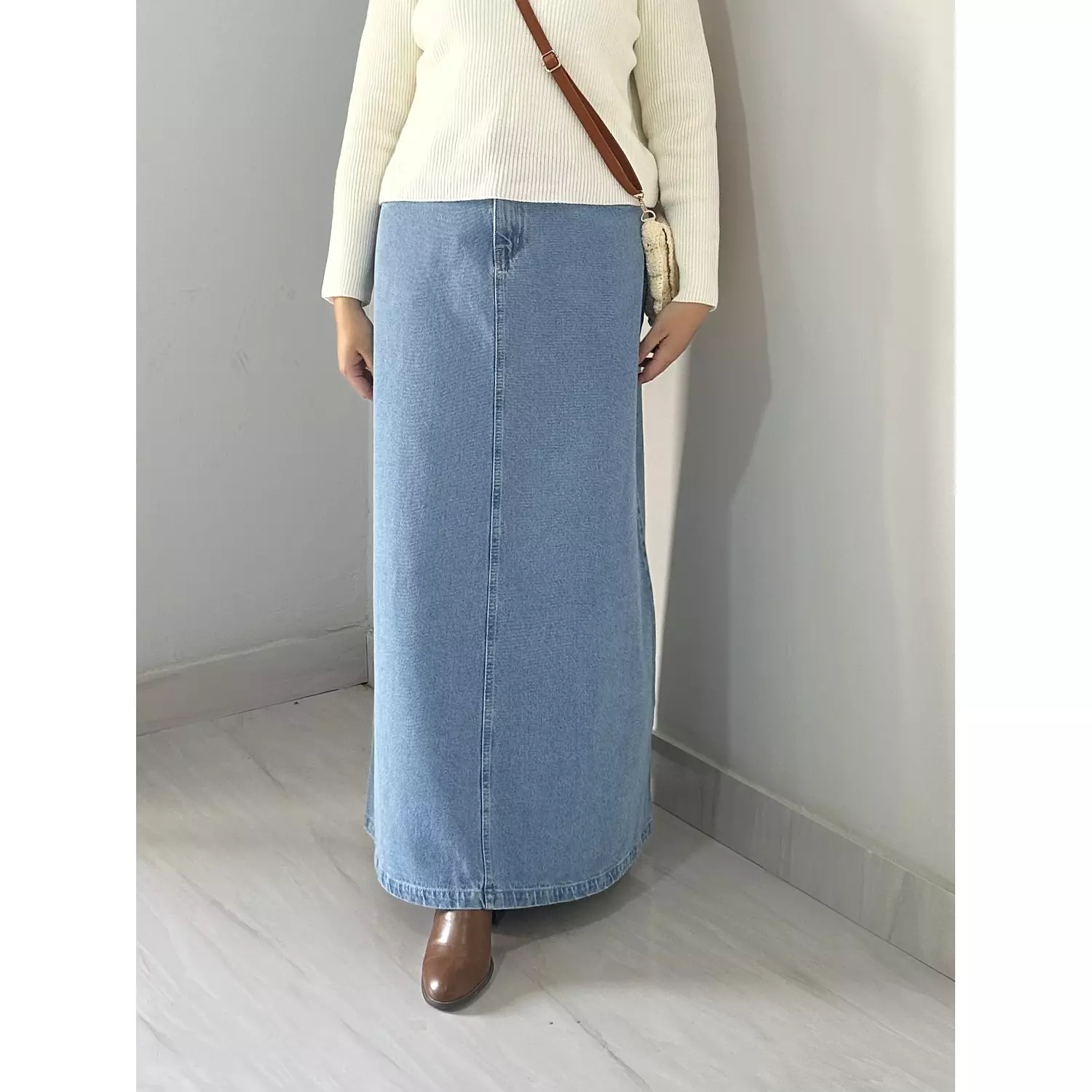 Denim skirt light Classic 6