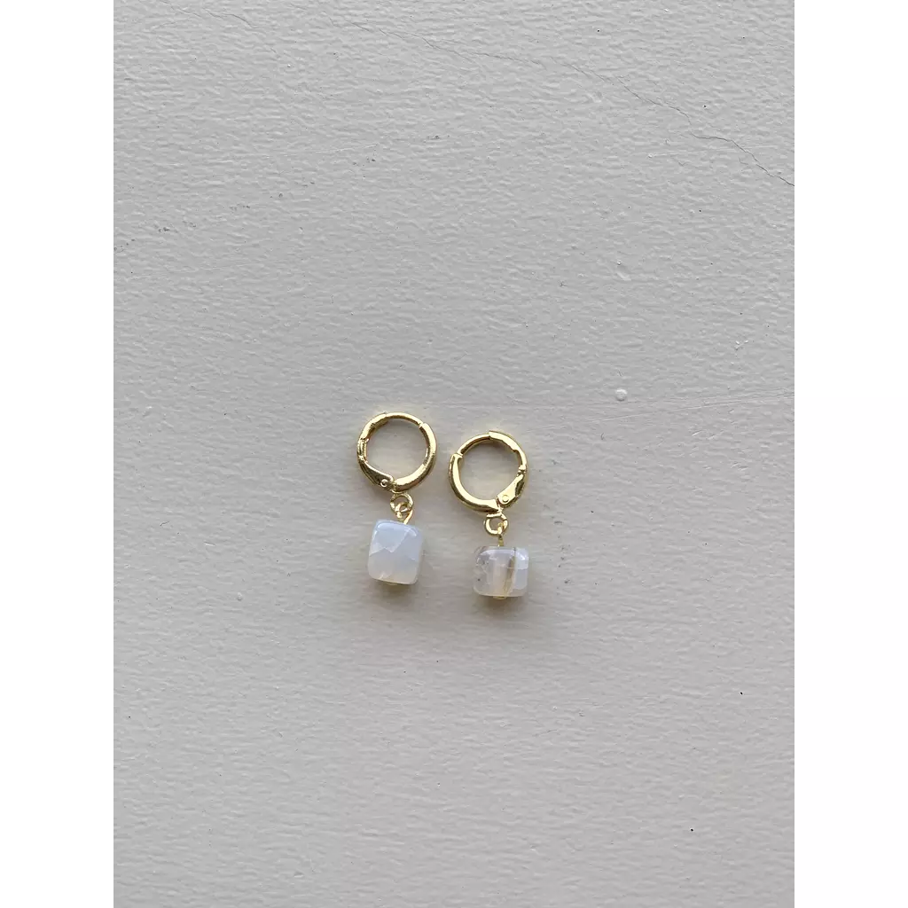 Tia earrings 