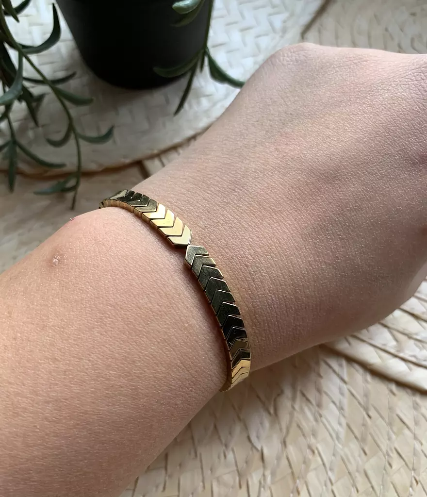 Hematite Gold Bracelet ( Stock )