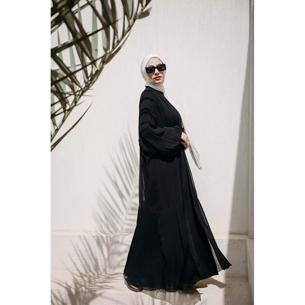 Pleated Hemline Kaftan in Black