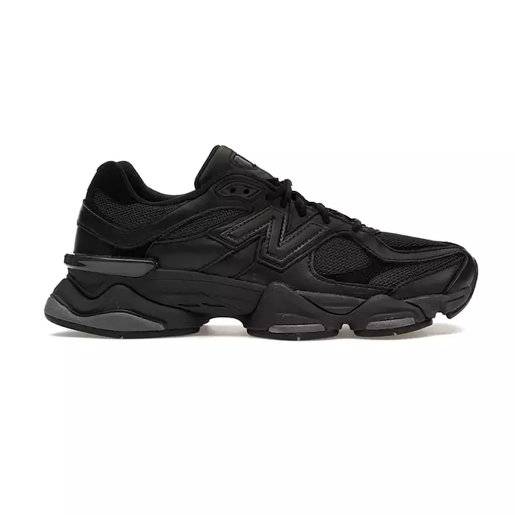 New balance 9060 triple black