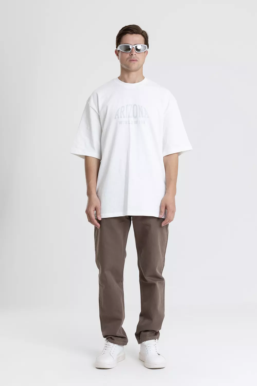  Oversized Cotton T-Shirt With Contrast Print Back and front 2