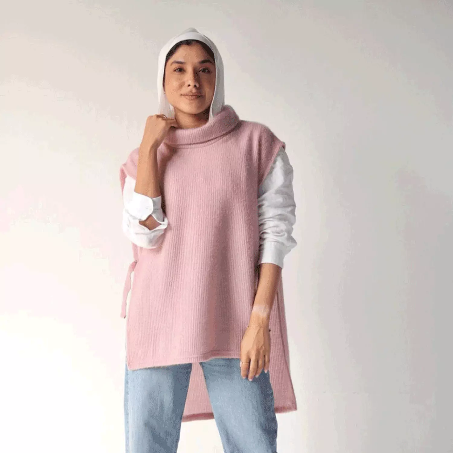 Cut Vest - Pink  hover image