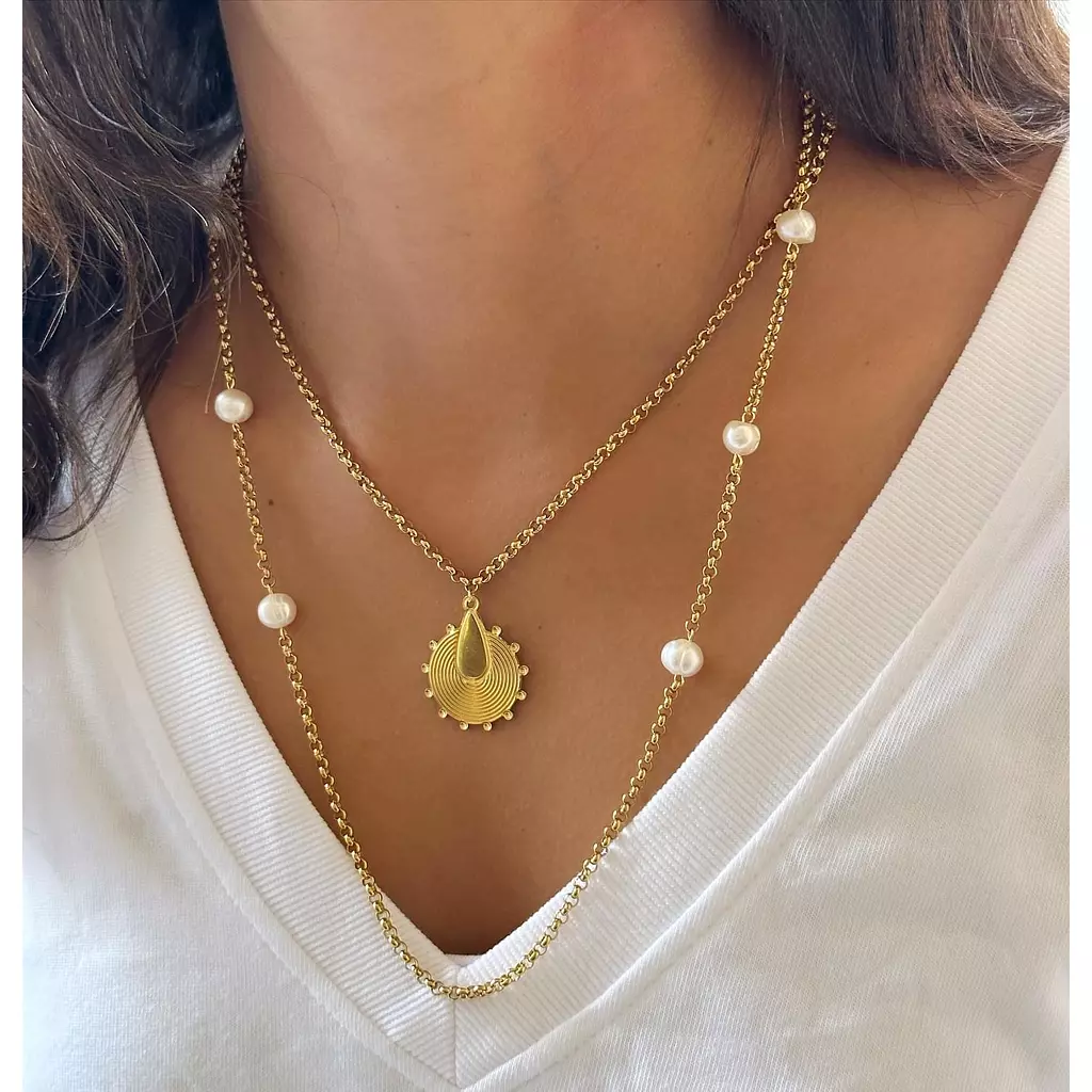 Sun Burst Pearly Necklace