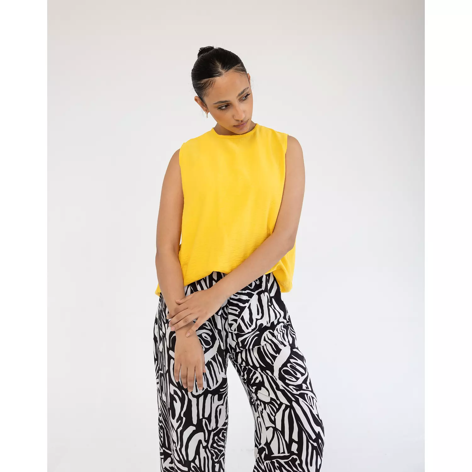 YELLOW BASIC TOP  hover image