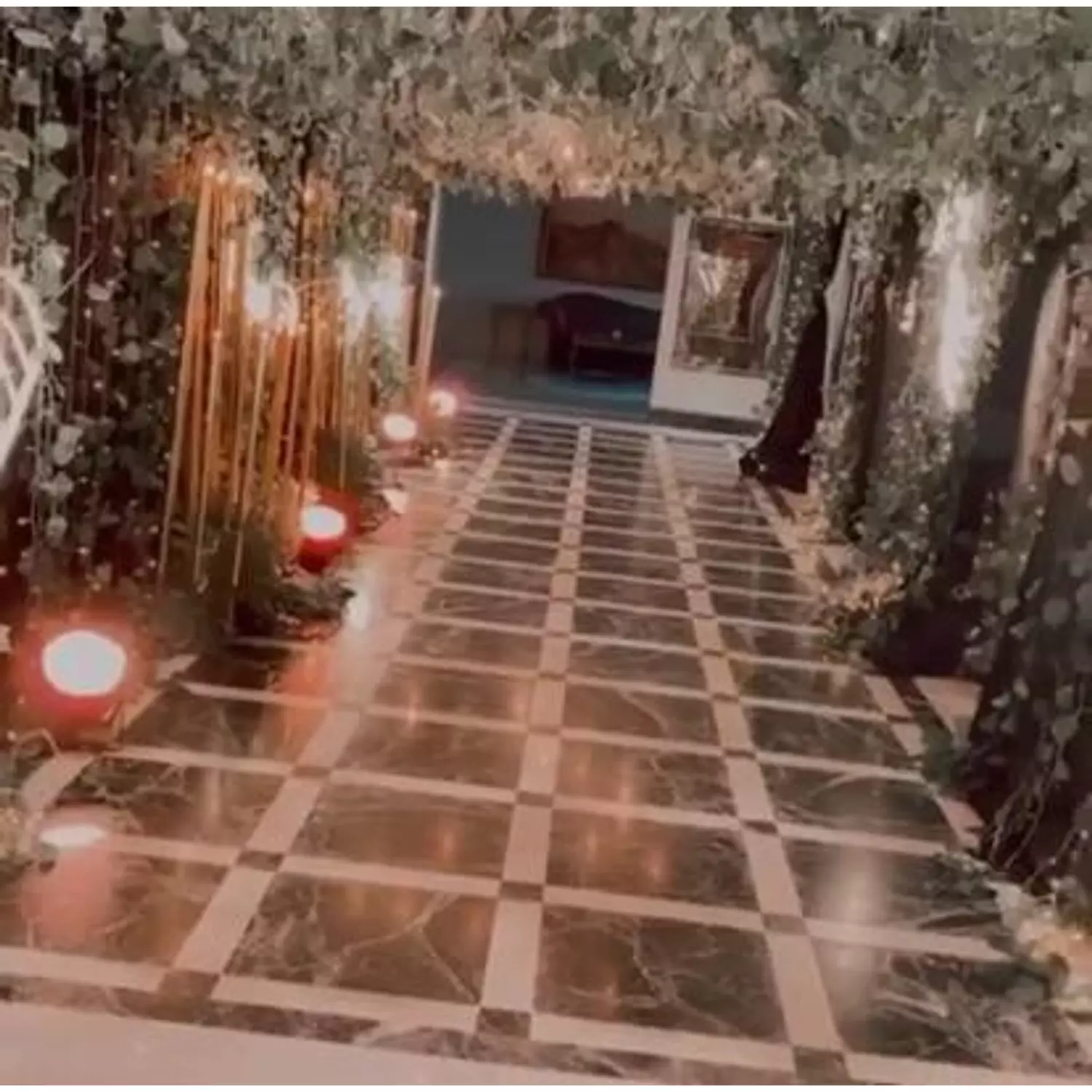 Royal Flory Entrance with Warm Mood - with Candles & Spotlights hover image