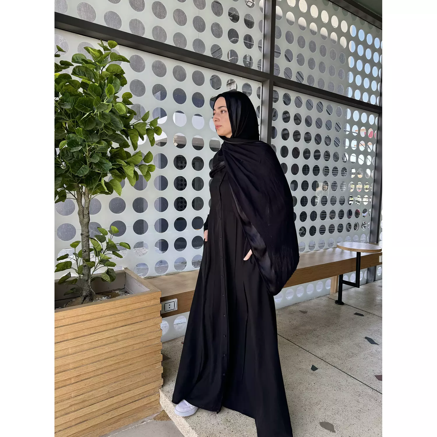 The Buttoned Abaya  6