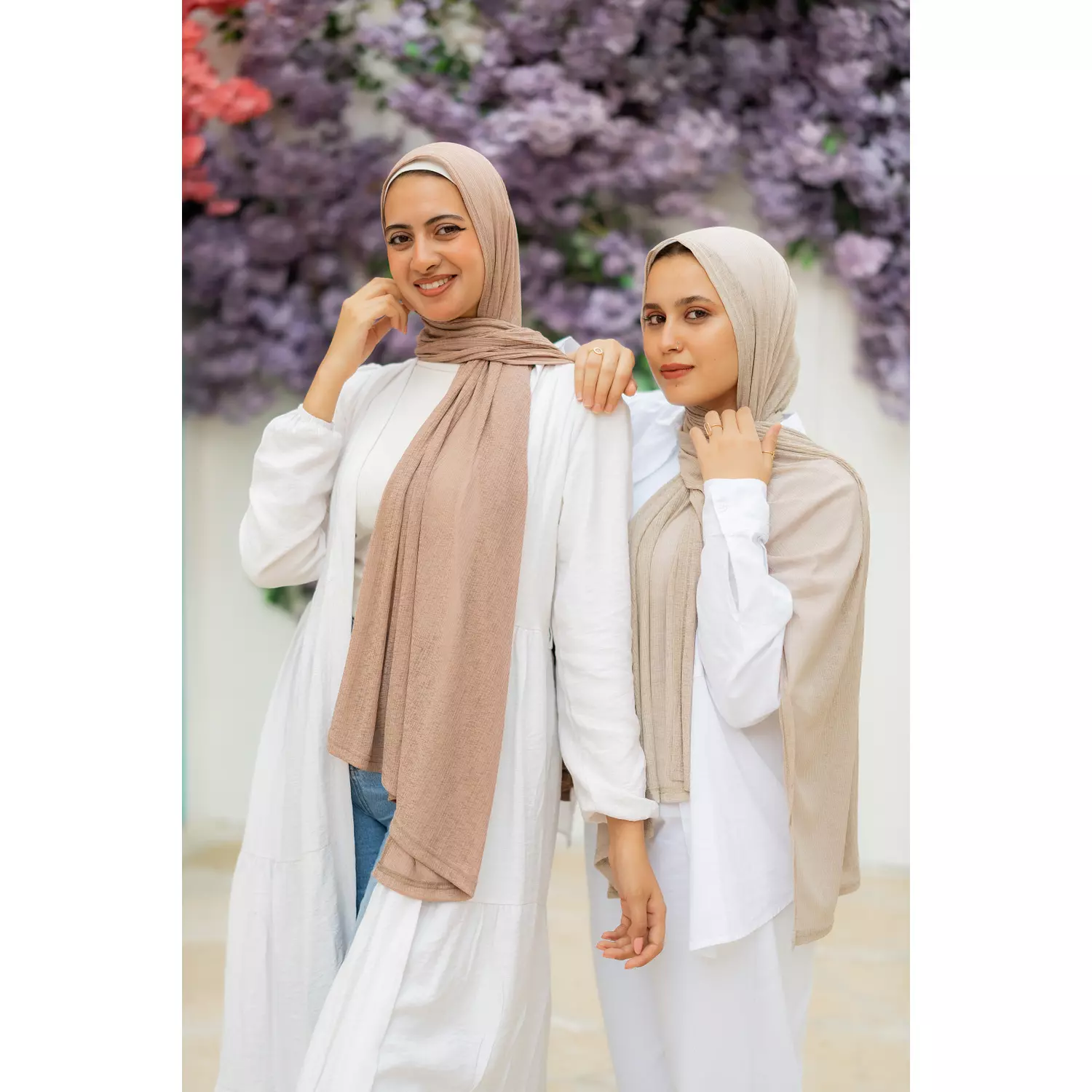 Beige kuwaiti scarf 2