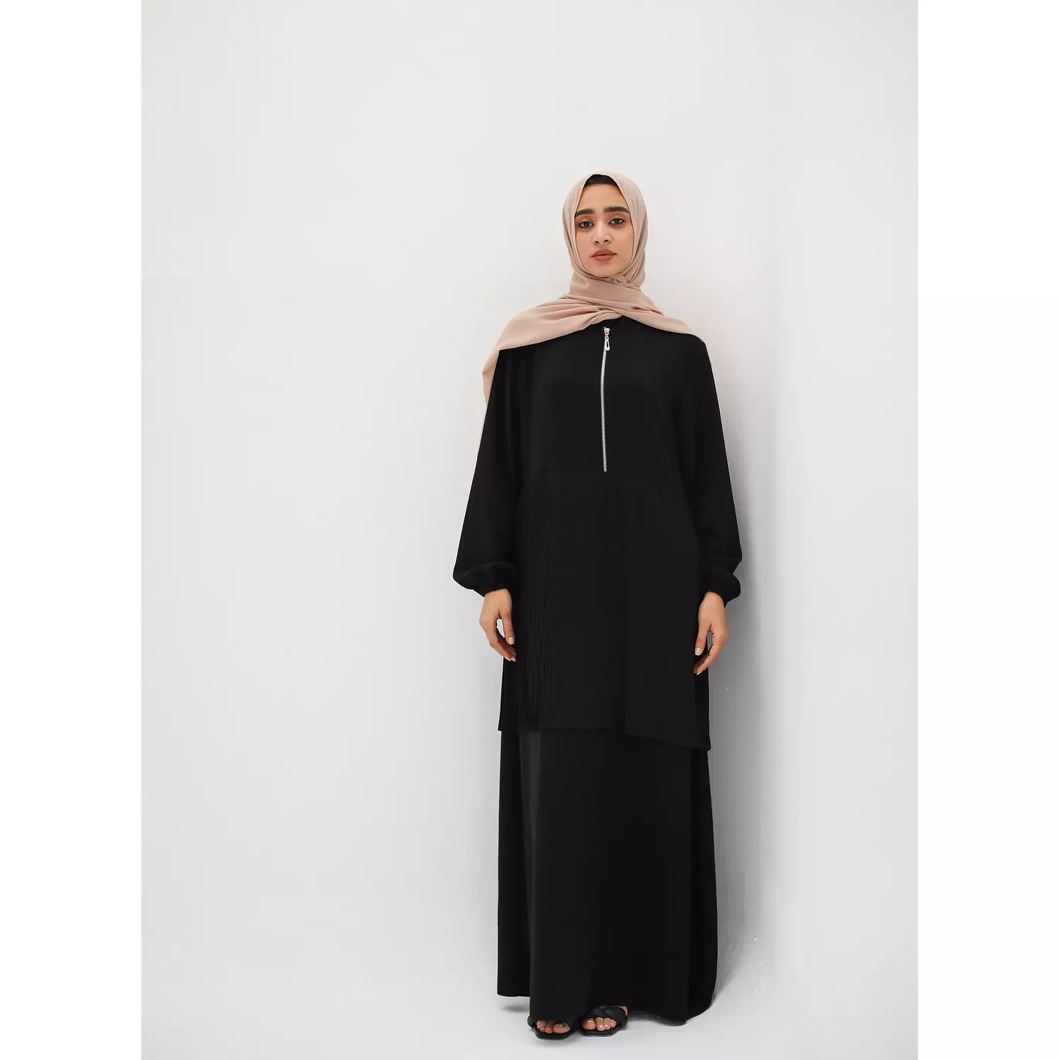 Chiffon Pleated Peplum Abaya 1