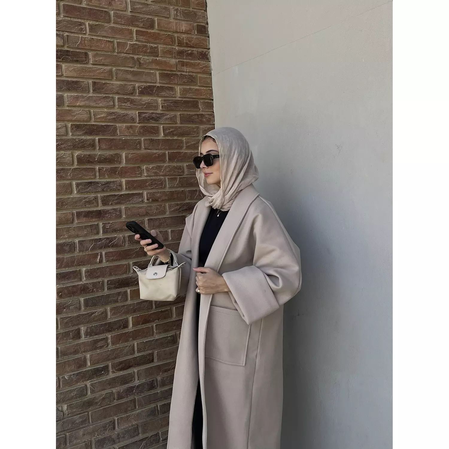 The heavy wool coat - Beige  hover image