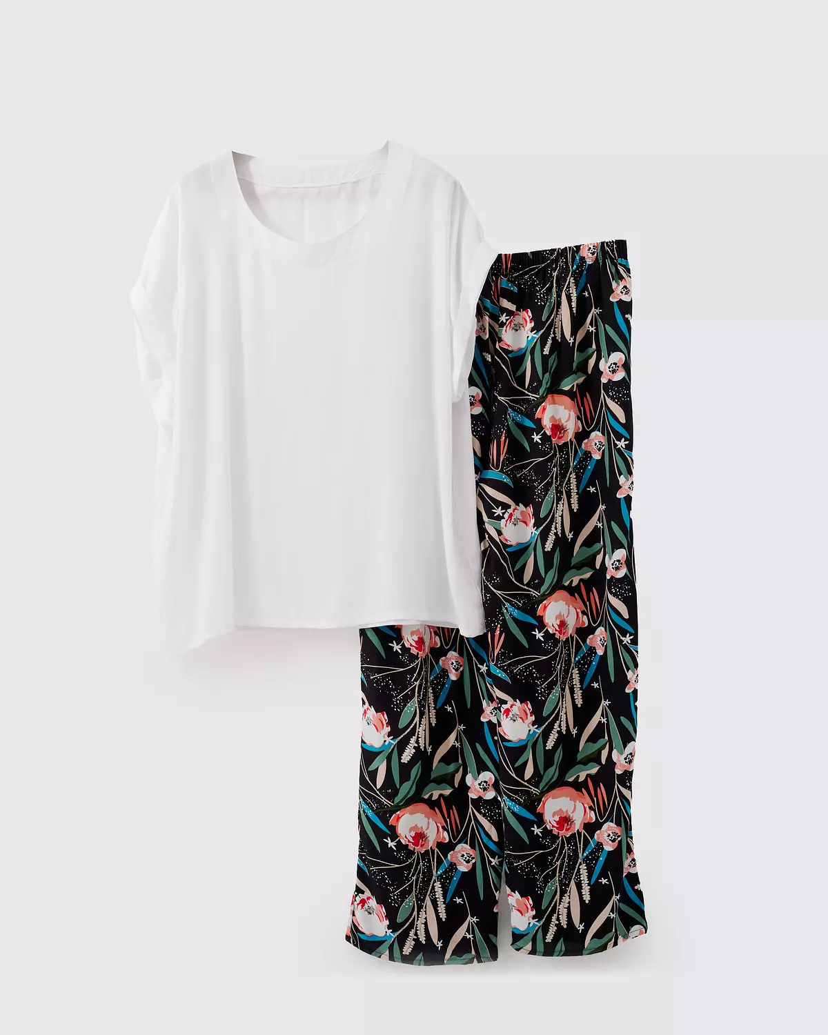 <p>floral pijama</p>