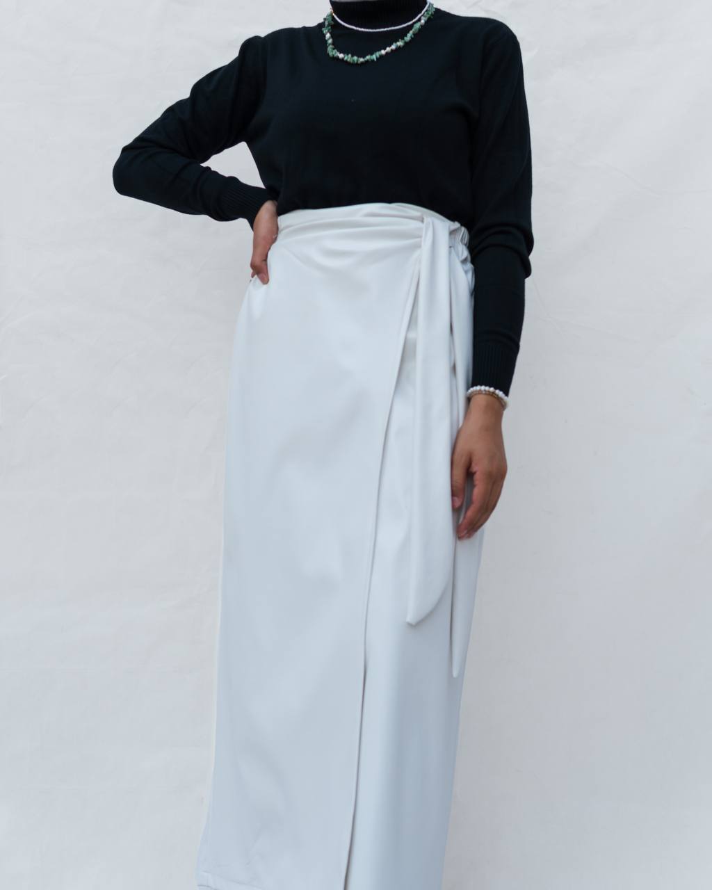 <p><strong><span style="color: #a67329ff">White Leather Skirt</span></strong></p>