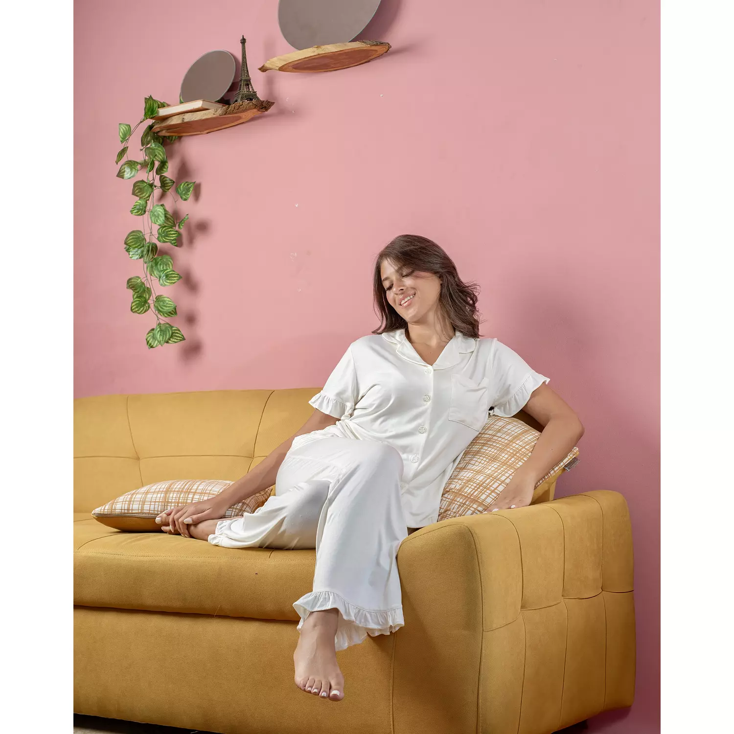 Off-White Ruffled Cotton Pajamas 7