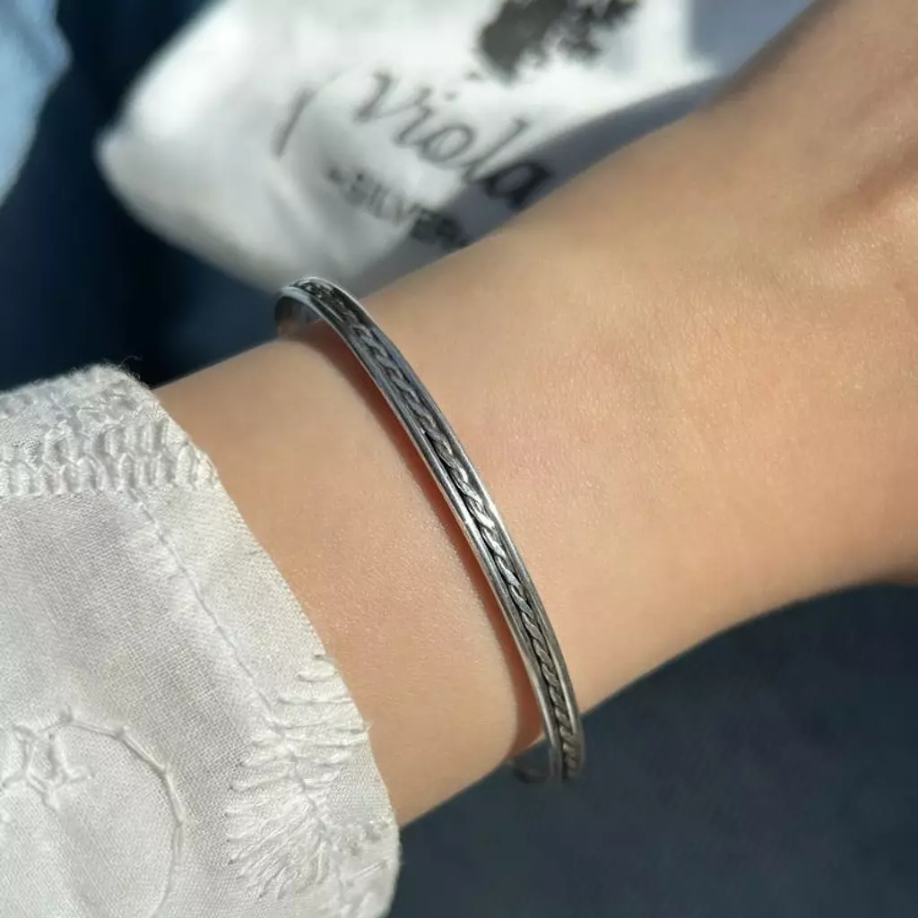 Thin bangle (03)