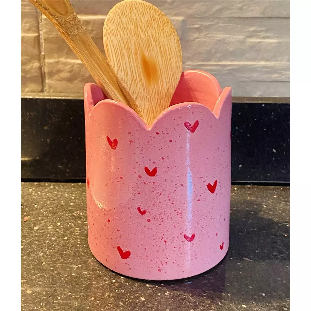 pink hearts holder