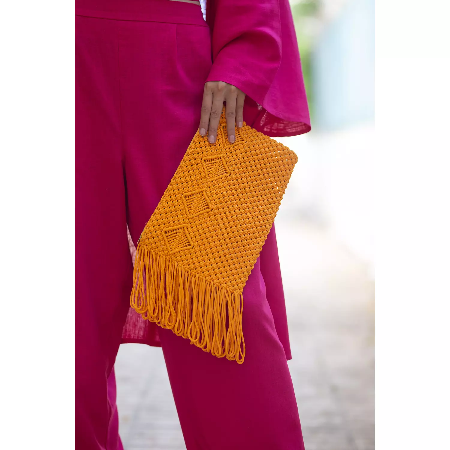 TASSELS MACRAME BAG 2