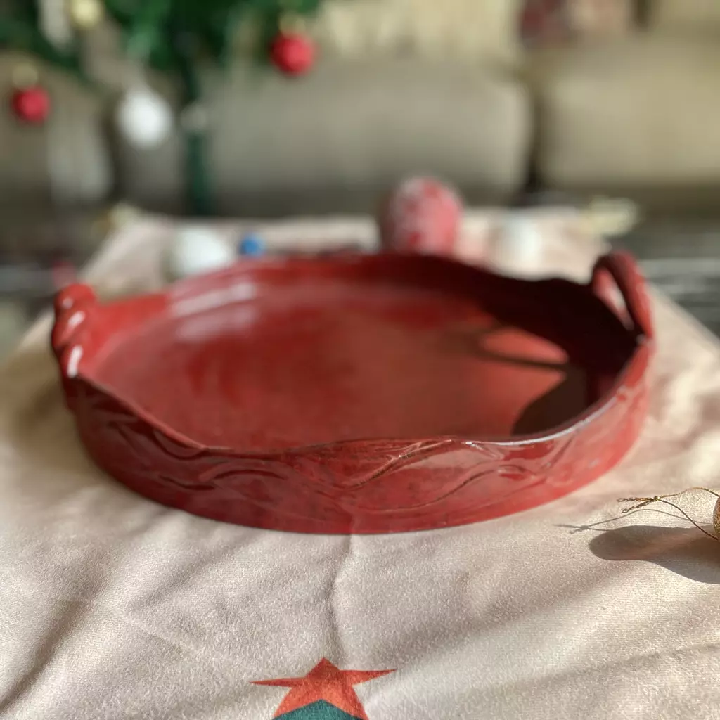 Wavy red serving platter (large)