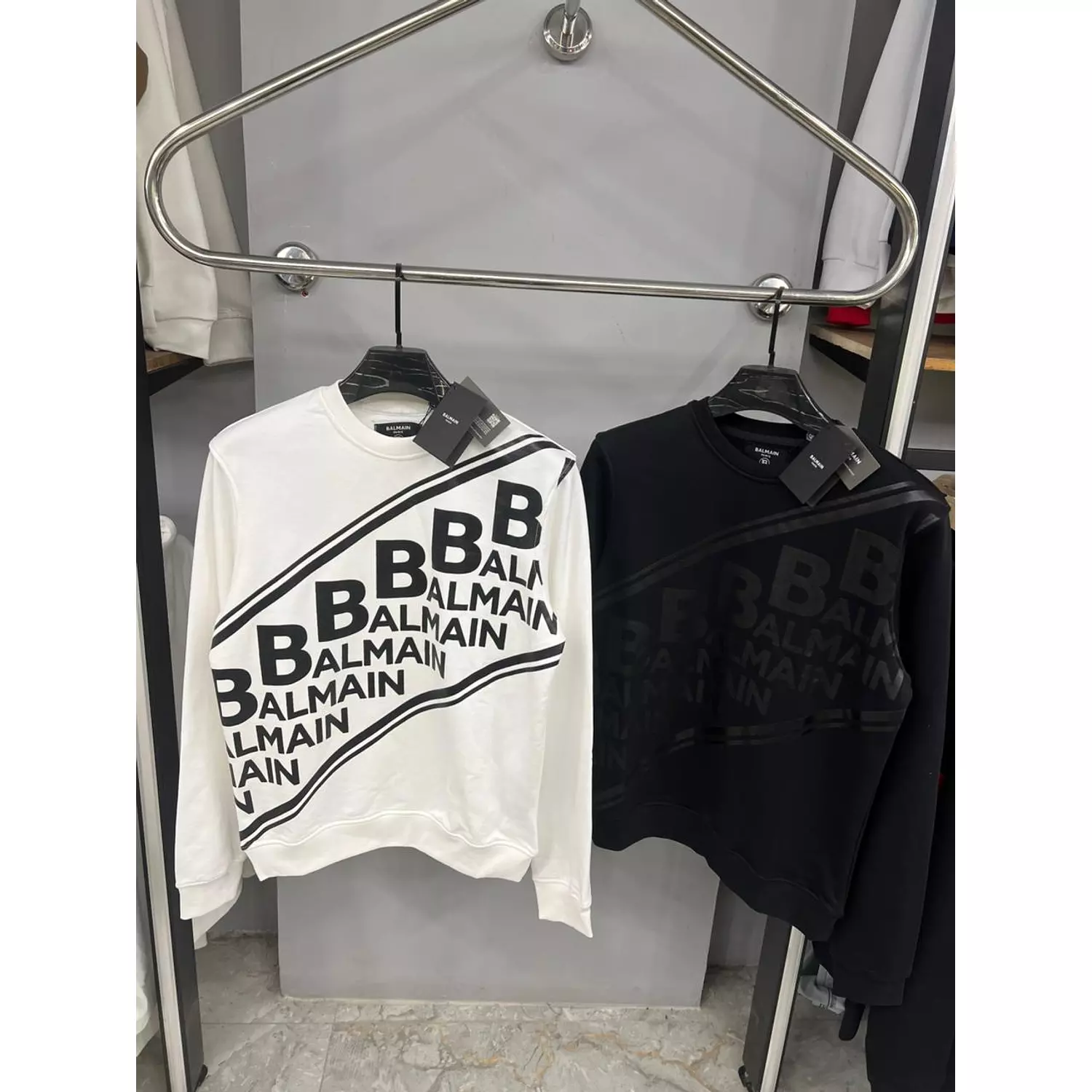 BALMAIN PARIS SWEATSHIRT 6