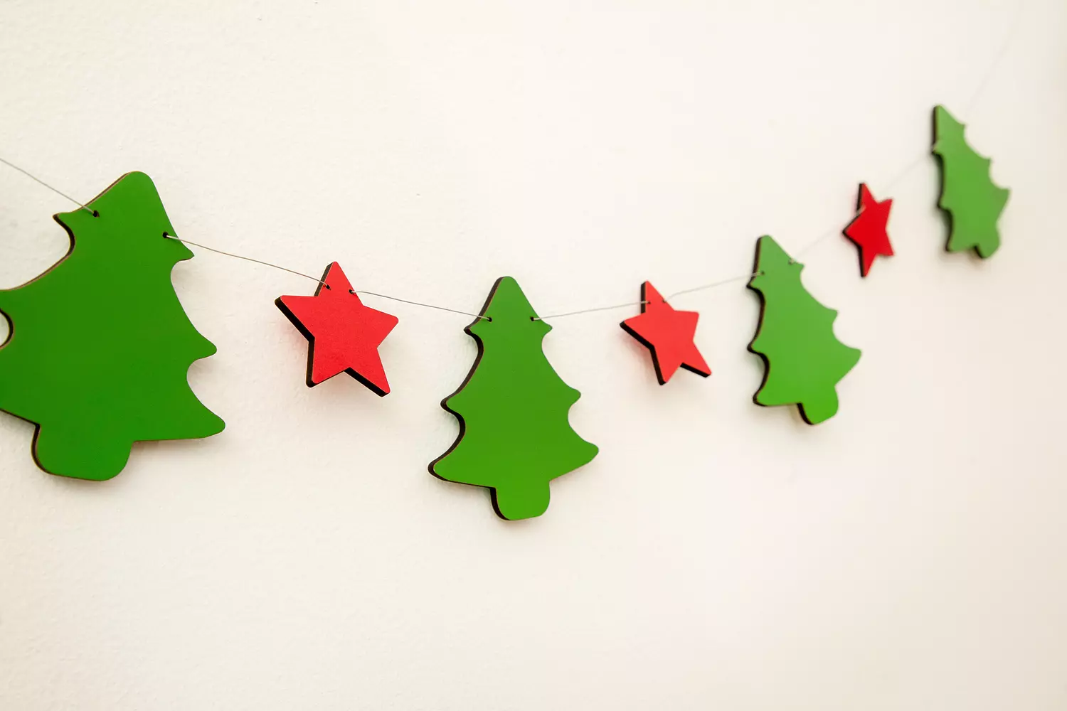 Christmas Trees & Stars String hover image