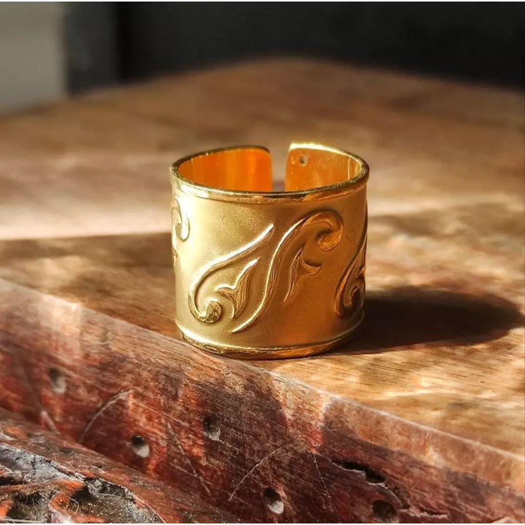 Vintage cuff copper ring