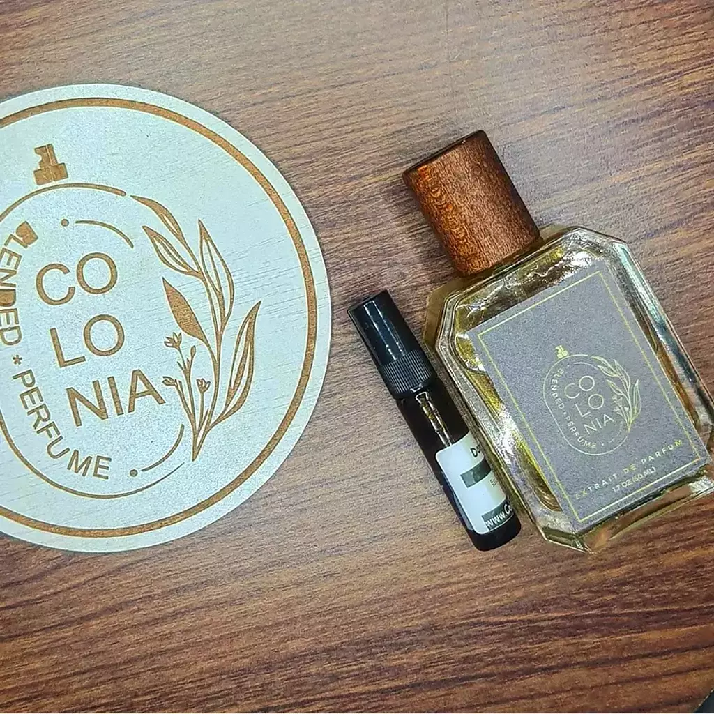 500 Years Etat Libre d'Orange (500 سنة - إيتا ليبر دورانج) عطر للجنسين