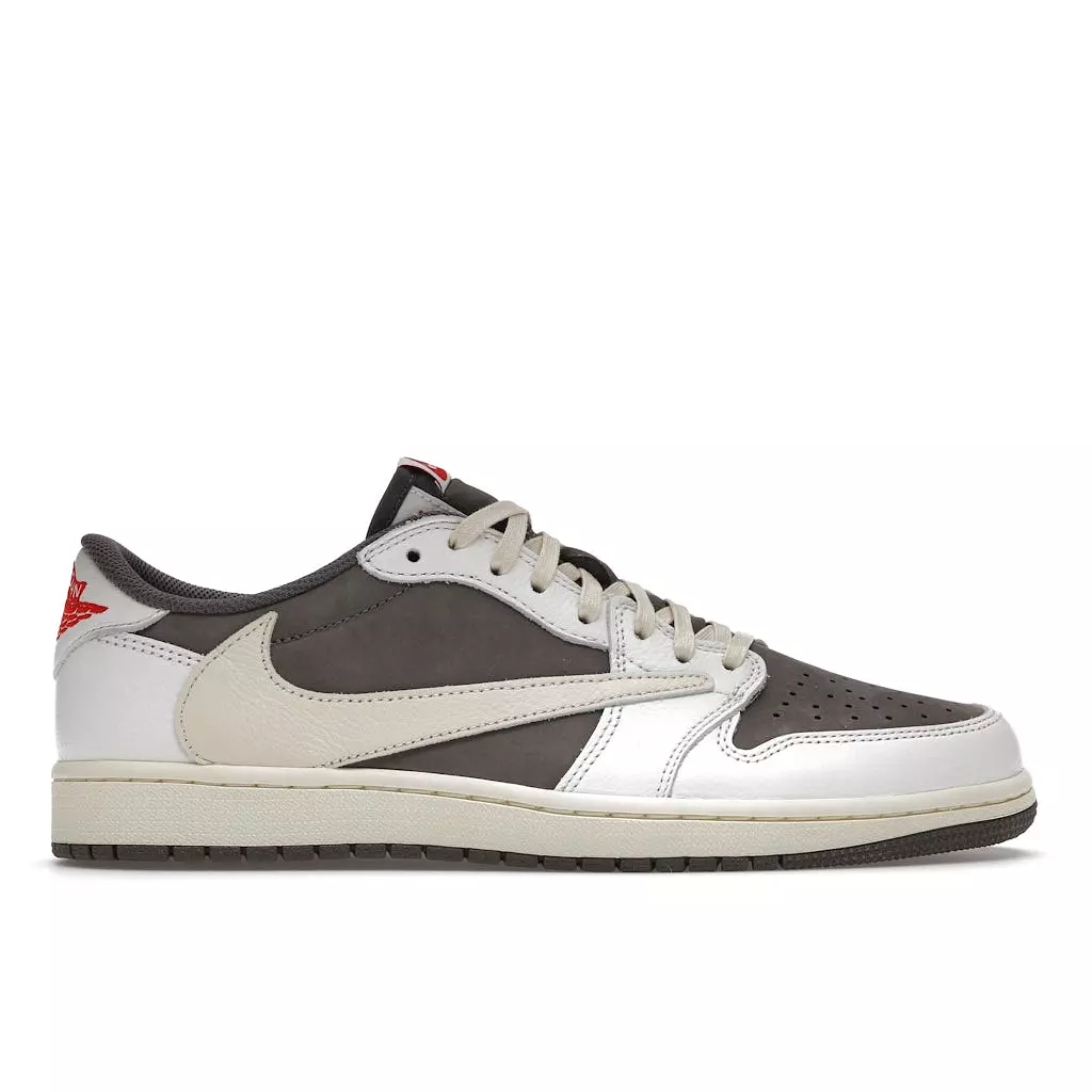 Jordan 1 Retro Low  Travis Scott Reverse Mocha