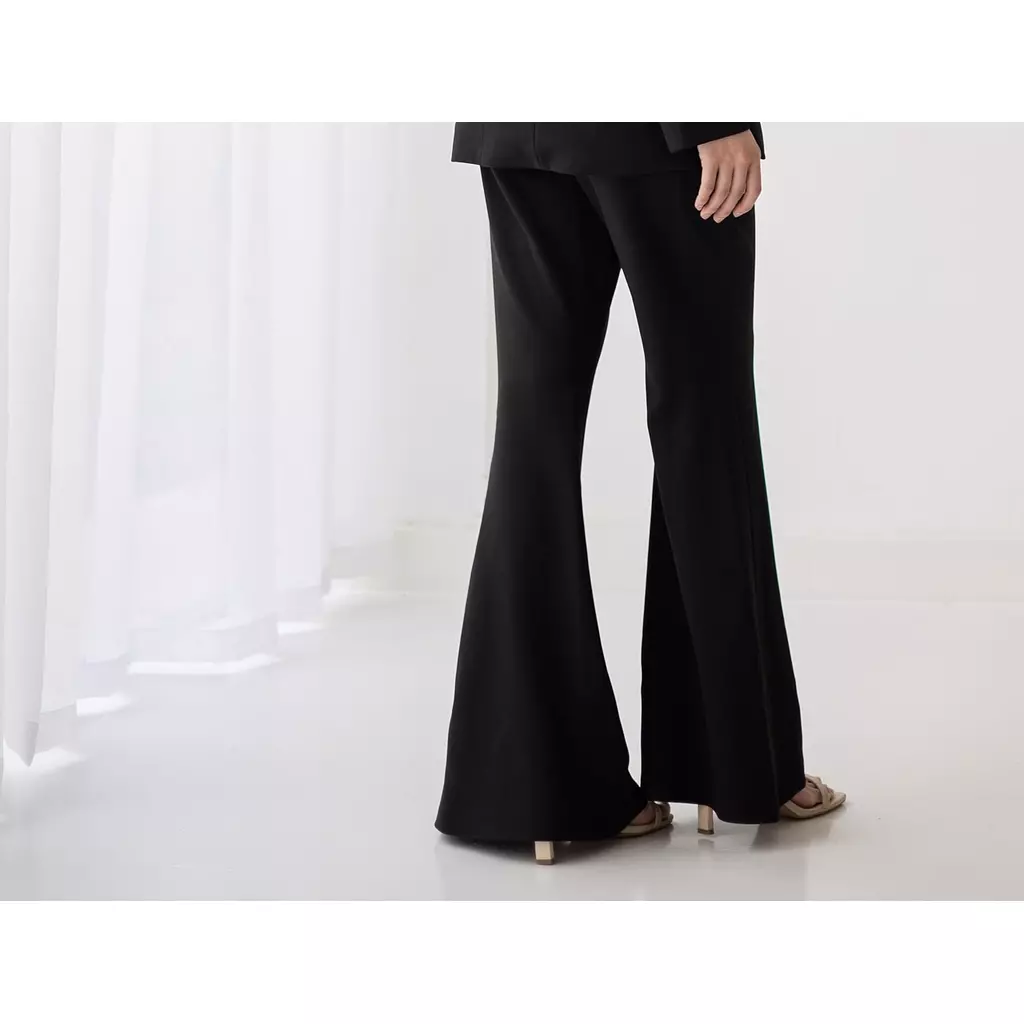  Midnight flare pants  