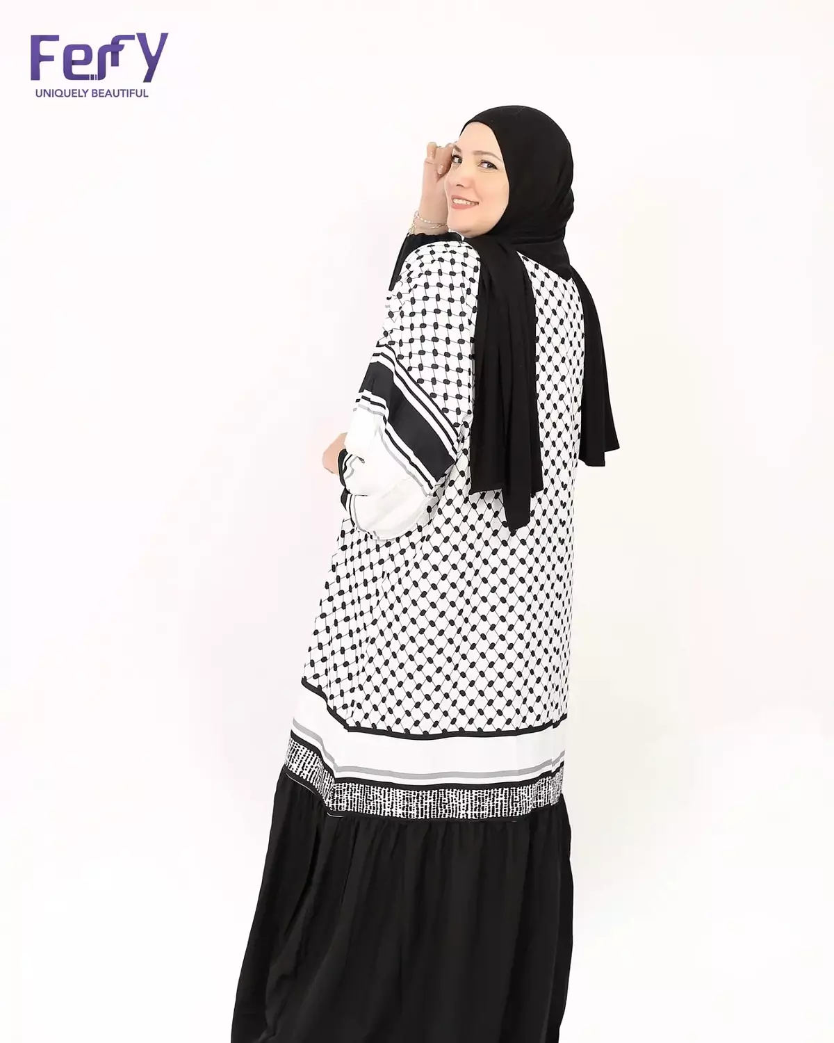Traditional palestinian dress 1