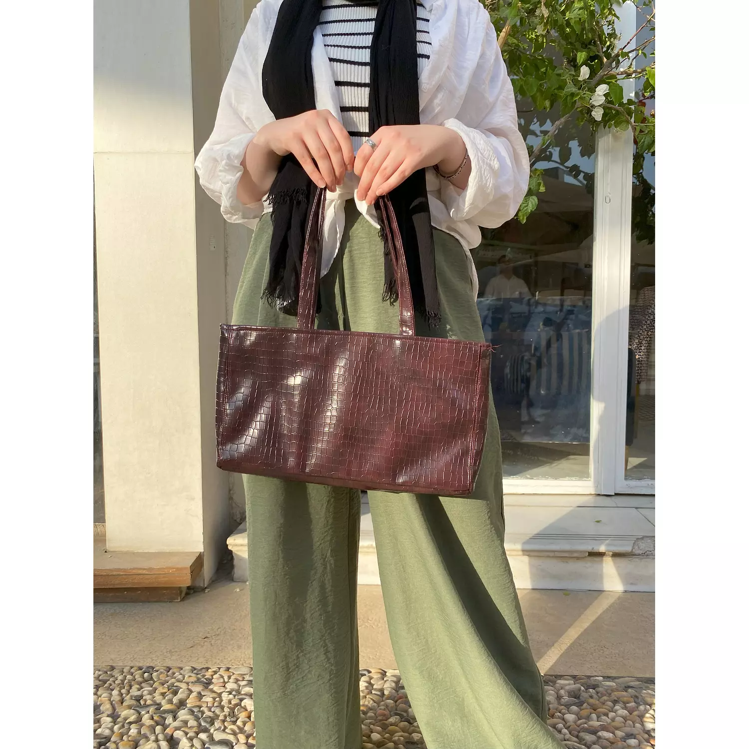 Mini burgundy tote bag  hover image