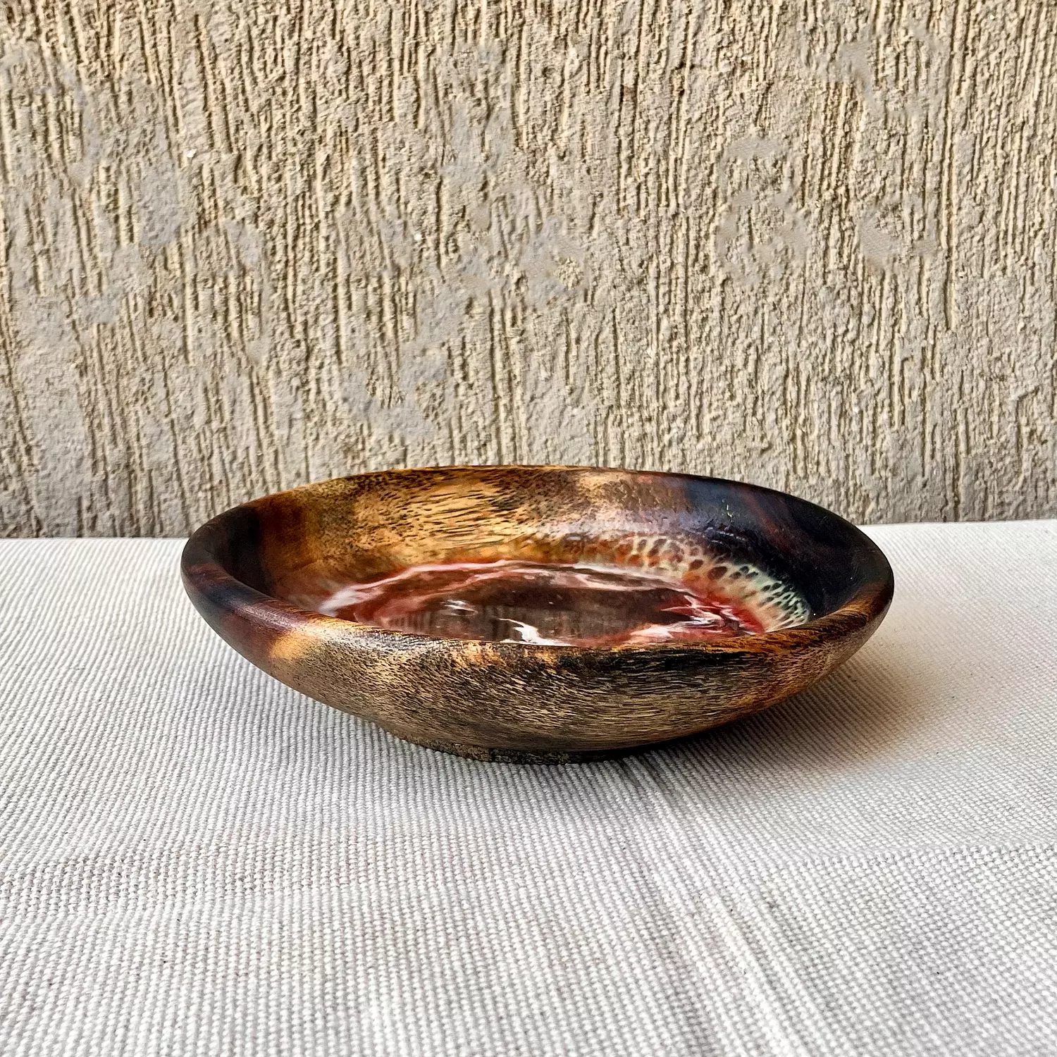 Earthy wooden bowl-2nd-img