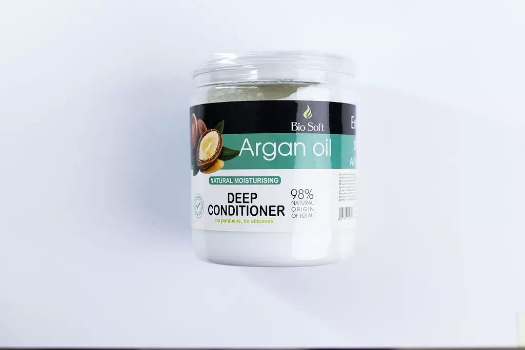 Deep conditioner with Argan oil