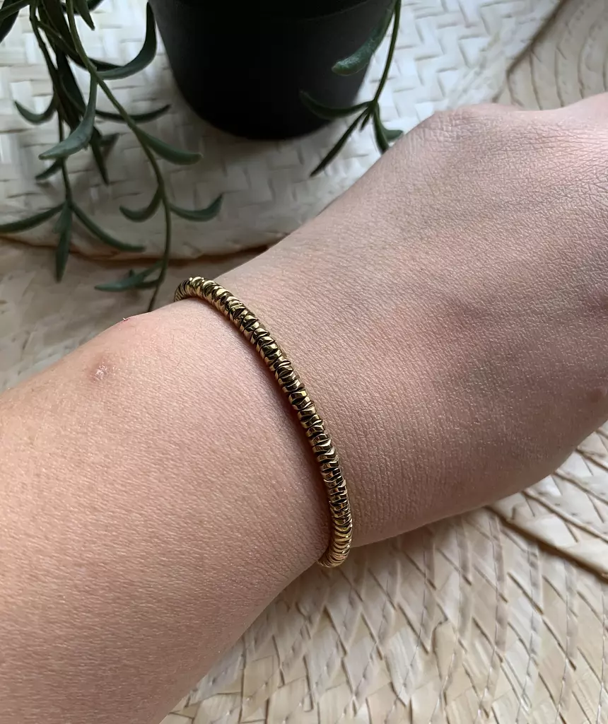 Hematite Gold Bracelet ( Stock )